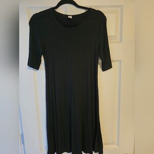 Old Navy Black Short-Sleeve Swing Tunic